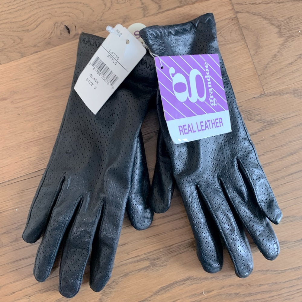 Black Leather Gloves Women’s Size Small
